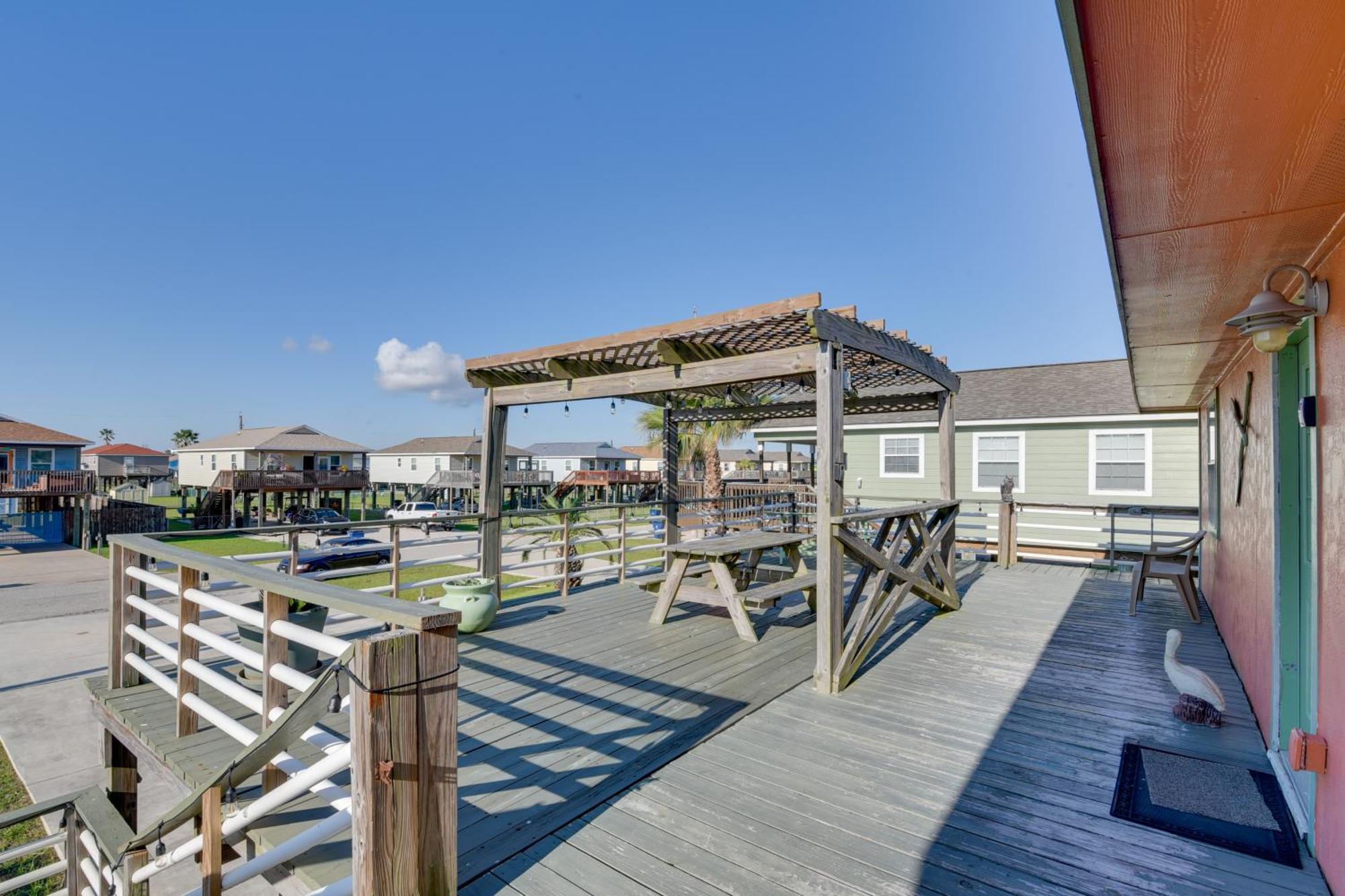 Sunset-View Surfside Beach House Walk To Beach! المظهر الخارجي الصورة